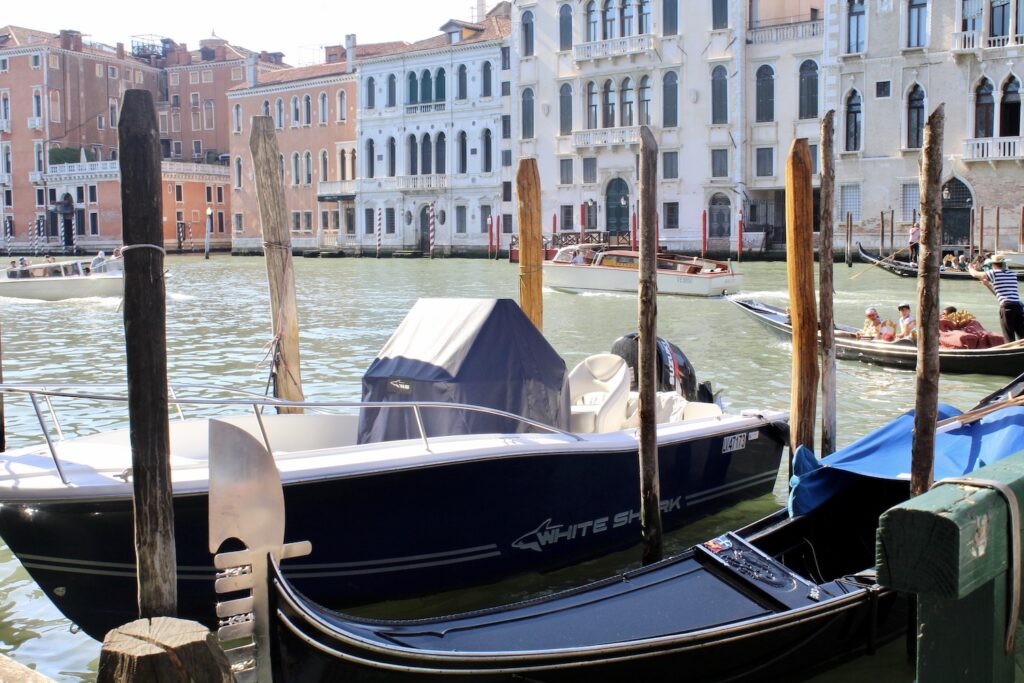 italy venice boat how to travel