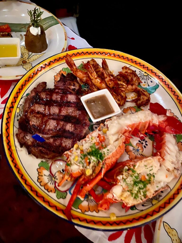 ediths_restaurant_cabo_elicit_folio