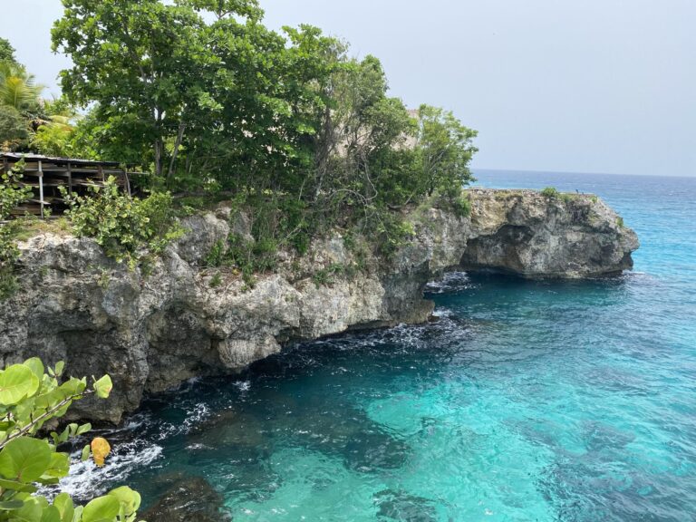 negril_jamaica_travel_guide_where_to_eat_elicit_folio
