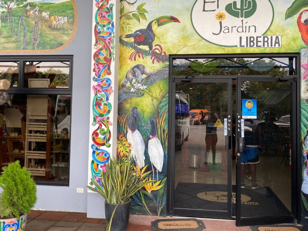 Costa Rica El Jardín San Ramón Liberia