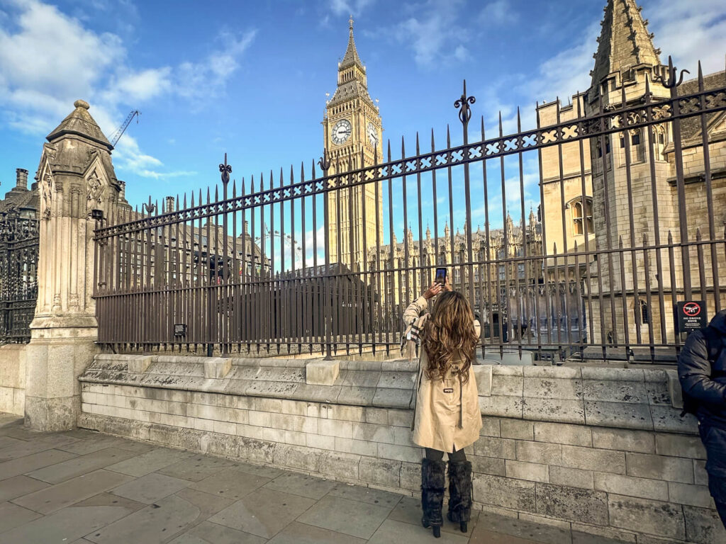 elicit folio taking a picture of Big Ben