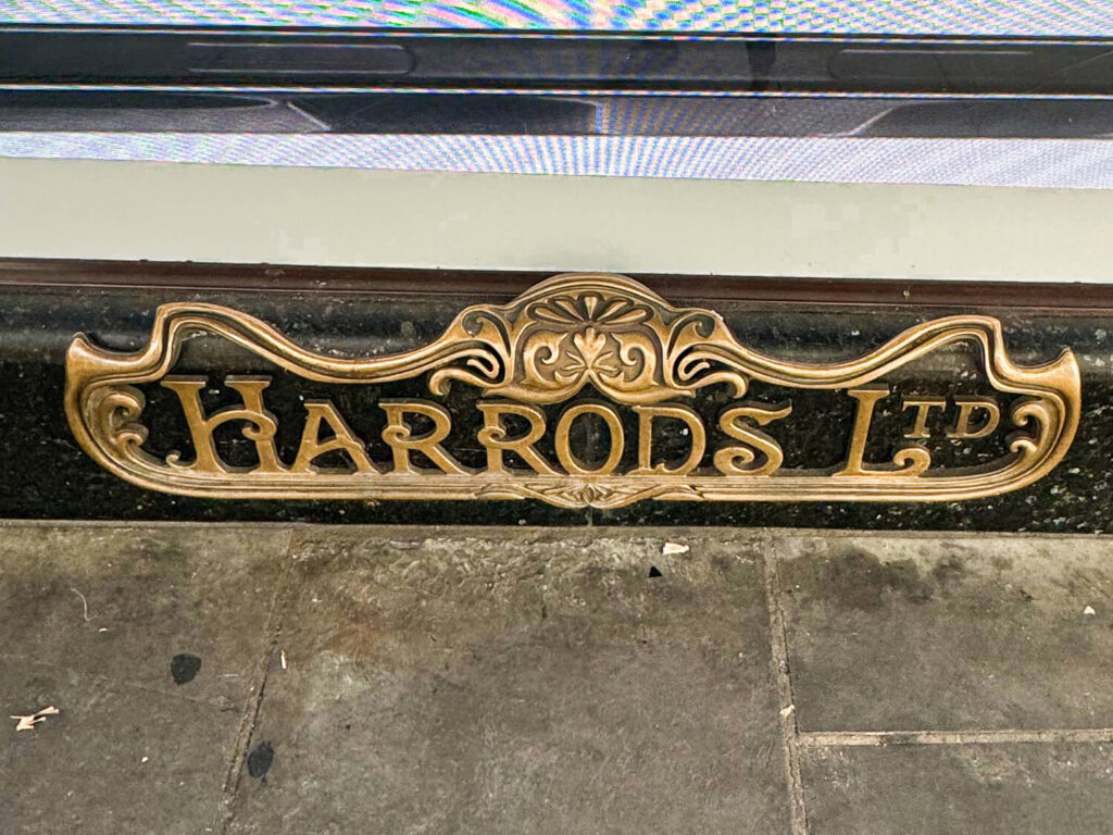 Photo of harrods sign